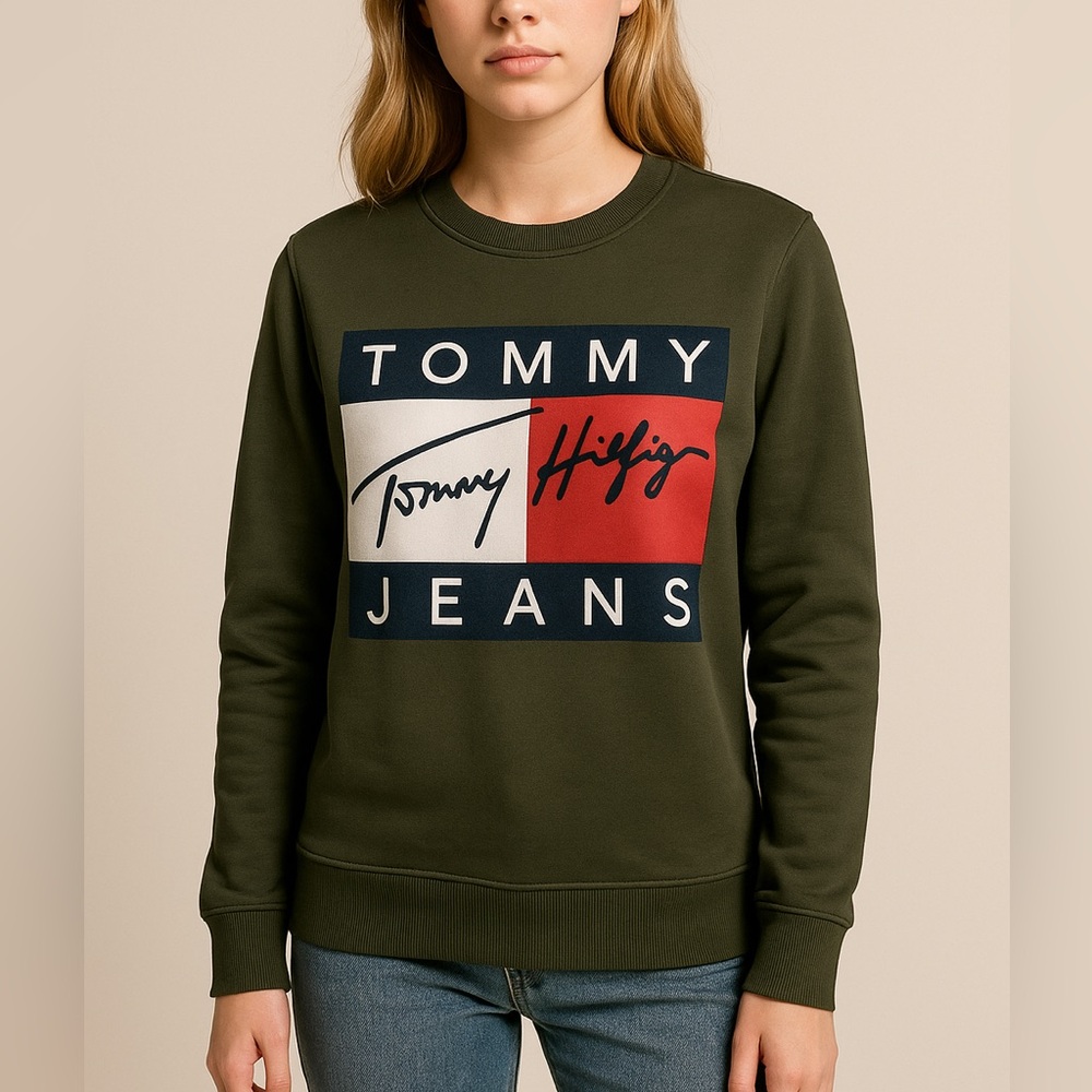 Vintage Tommy Hilfiger Sweatshirt - Picture 2 of 5